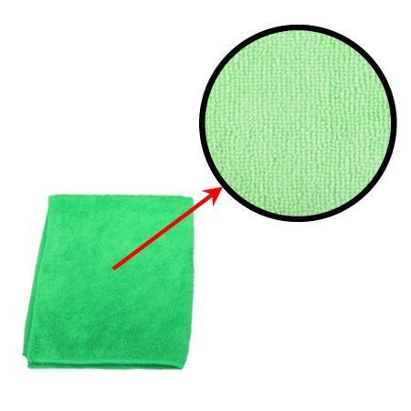 Super absorbent microfiber cloth to clean green car 40x40 cm.